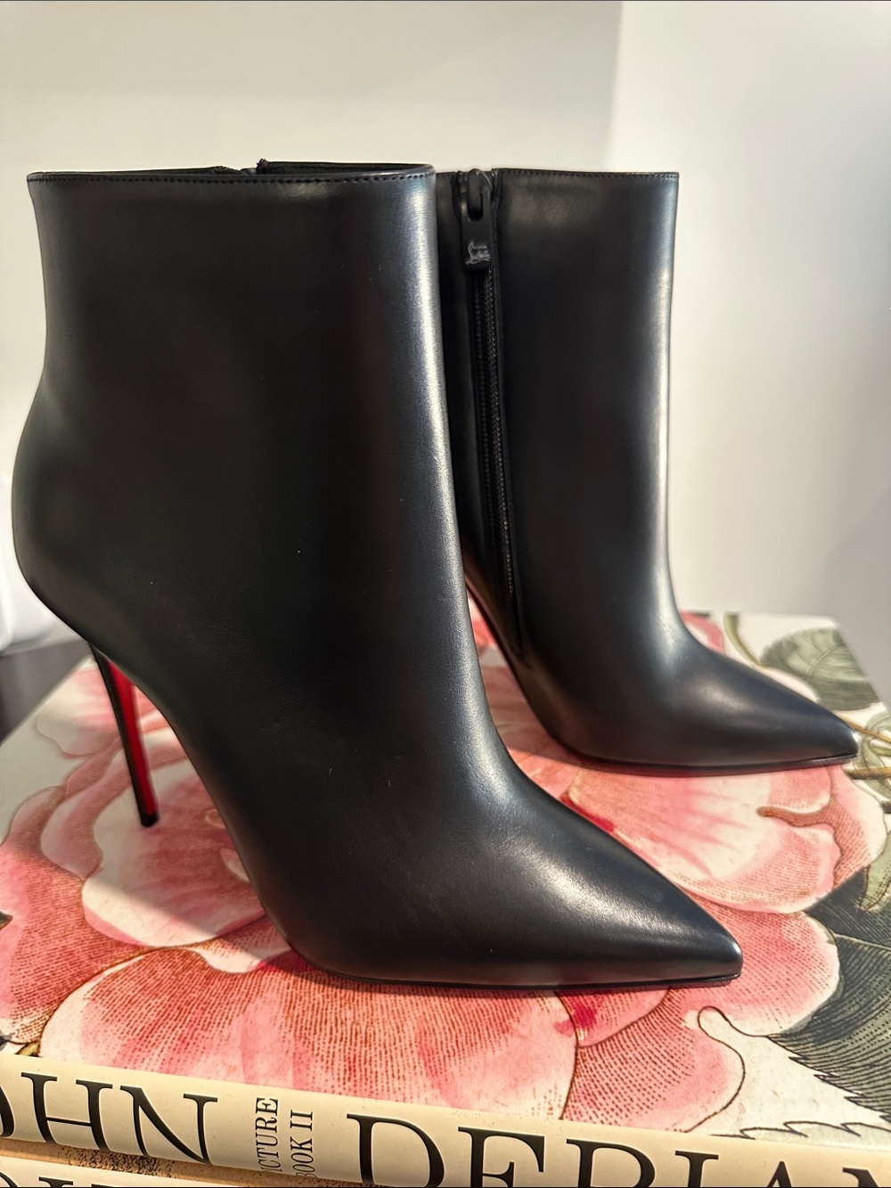 CHRISTIAN LOUBOUTIN So Kate Leather 100mm Booties Black SIZE 37 NEW WITHOUT TAGS